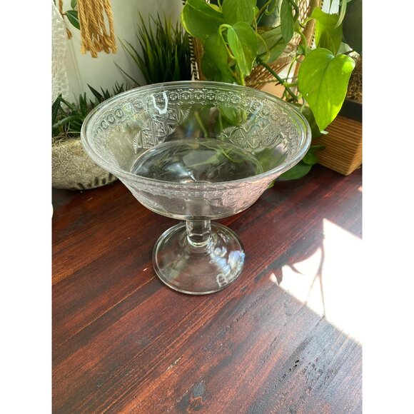 Antique vintage manganese glowing glass compote bowl - chipped vase - Picture 10 of 10